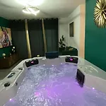 Διαμέρισμα Jacuzzi 